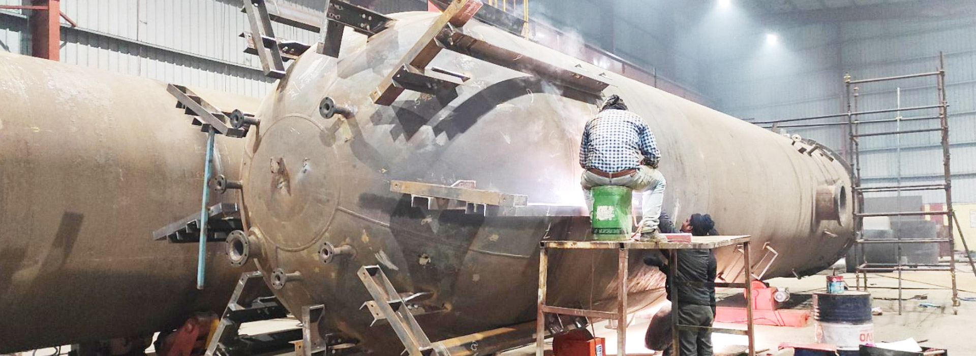 Heatmax fabricated distillation column